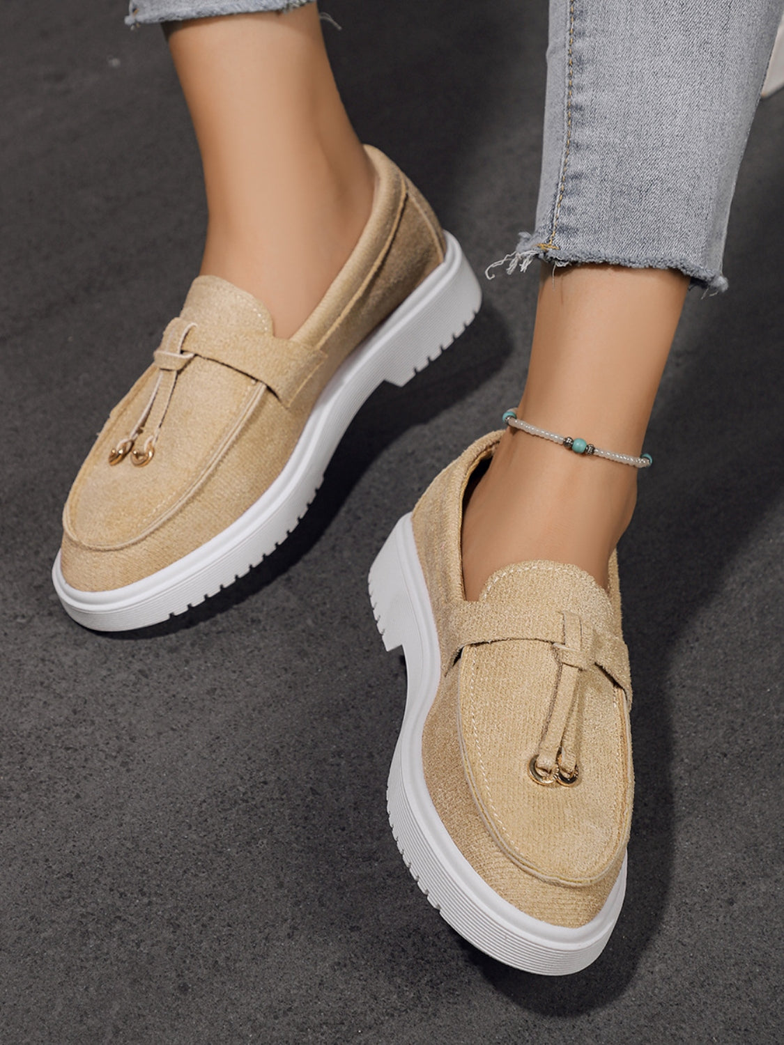 Round Toe Flat Slip-Ons